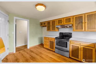 406 3rd Avenue SW, Tumwater, WA 98512 - Photo 17