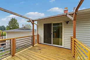 6873 Helena Dr NE, Bremerton, WA 98311 - Photo 15