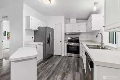 7712 203rd Street Ct E, Spanaway, WA 98387 - Photo 9