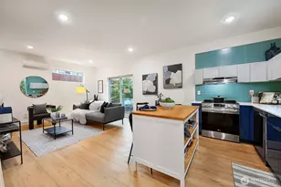 2639 41st Ave SW, Seattle, WA 98116 - Photo 9