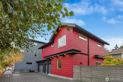 2639 41st Avenue SW #B, Seattle, WA 98116 - Photo 33