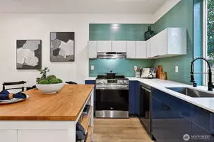 2639 41st Ave SW, Seattle, WA 98116 - Photo 11