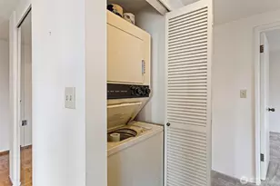 1120 Spring St, Seattle, WA 98122 - Photo 13