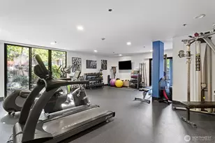 1120 Spring St, Seattle, WA 98122 - Photo 19