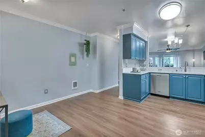 15310 Macadam Road S #A204, Tukwila, WA 98188 - Photo 17