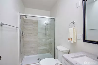 1011 S 12th Street, Mount Vernon, WA 98274 - Photo 9