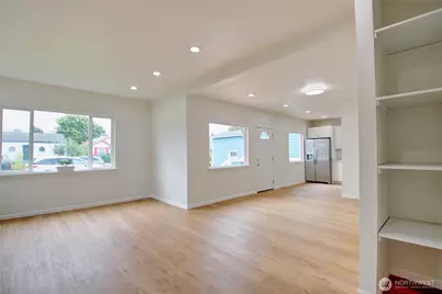 1011 S 12th Street, Mount Vernon, WA 98274 - Photo 3