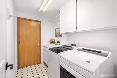10810 40th Avenue SE, Everett, WA 98208 - Photo 11