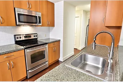 23015 Edmonds Way #A212, Edmonds, WA 98020 - Photo 7