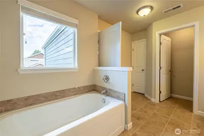 4522 Edgewater Boulevard NE, Lacey, WA 98516 - Photo 37