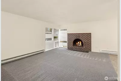 326 NE 50th Street, Seattle, WA 98105 - Photo 3