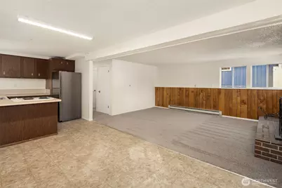 326 NE 50th Street, Seattle, WA 98105 - Photo 17