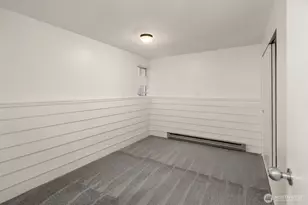 326 NE 50th St, Seattle, WA 98105 - Photo 19