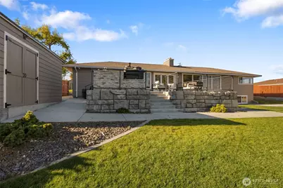 303 W Northshore Drive, Moses Lake, WA 98837 - Photo 35