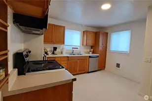 1720 Snyder Ave, Bremerton, WA 98312 - Photo 13