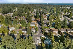 13701 115th Ave NE, Kirkland, WA 98034 - Photo 35