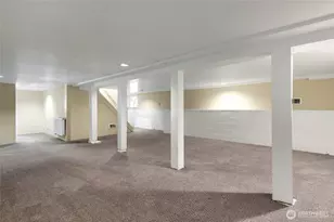 256 NE 50th St, Seattle, WA 98105 - Photo 35