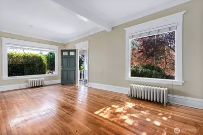256 NE 50th Street, Seattle, WA 98105 - Photo 13