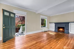 256 NE 50th St, Seattle, WA 98105 - Photo 11