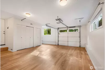 10208 114th Place NE, Kirkland, WA 98033 - Photo 17
