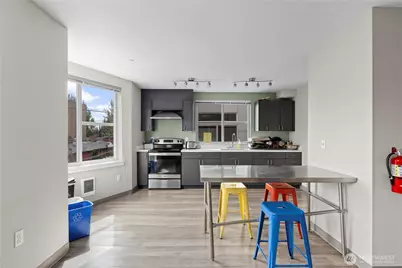 1811 20th Avenue, Seattle, WA 98122 - Photo 33