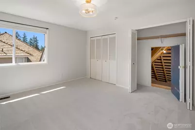22525 SE 46th Place, Sammamish, WA 98075 - Photo 27