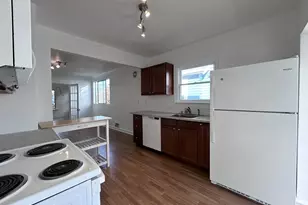 125 NE 52nd St, Seattle, WA 98105 - Photo 13