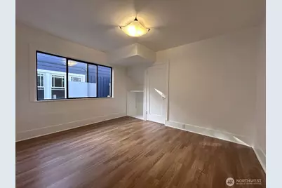 125 NE 52nd Street, Seattle, WA 98105 - Photo 21