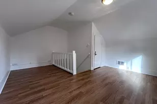 125 NE 52nd St, Seattle, WA 98105 - Photo 27