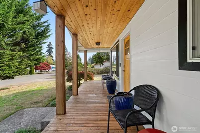 901 W Wyandotte Avenue, Shelton, WA 98584 - Photo 3
