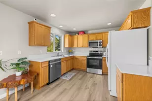 2409 S 15th St, Mount Vernon, WA 98274 - Photo 11