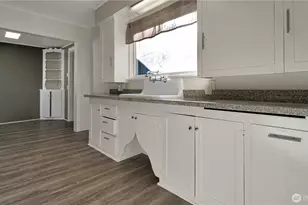 2722 Pacific Ave, Hoquiam, WA 98550 - Photo 9