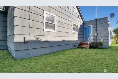 2722 Pacific Avenue, Hoquiam, WA 98550 - Photo 3