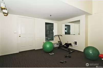 3028 Western Avenue #309, Seattle, WA 98121 - Photo 15