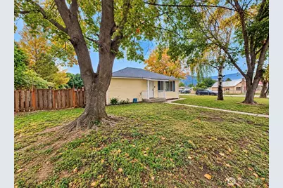 403 Main Street, Oroville, WA 98844 - Photo 25