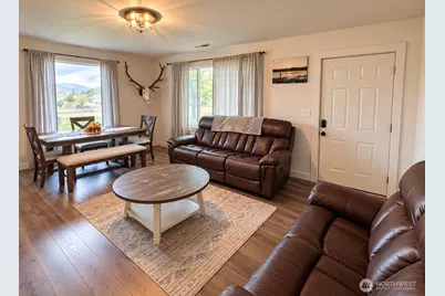 403 Main Street, Oroville, WA 98844 - Photo 5