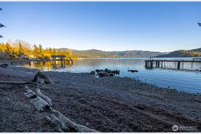 2111 Dellesta Drive, Bellingham, WA 98226 - Photo 3