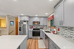 218 S 317th Pl, Federal Way, WA 98003 - Photo 9