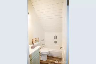 11815 Shoreview Drive SW, Olympia, WA 98512 - Photo 13