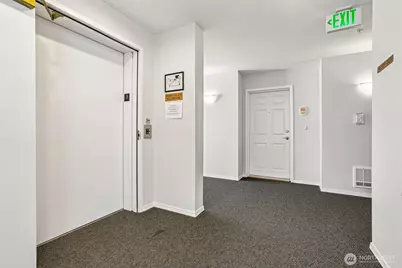 22535 SE Highland Circle #302, Issaquah, WA 98029 - Photo 35