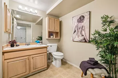 22535 SE Highland Circle #302, Issaquah, WA 98029 - Photo 19