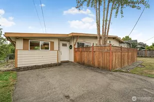 15425 SE 11th St, Bellevue, WA 98007 - Photo 1