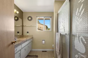 12820 SE 172nd St, Renton, WA 98058 - Photo 27