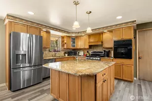 12820 SE 172nd St, Renton, WA 98058 - Photo 11