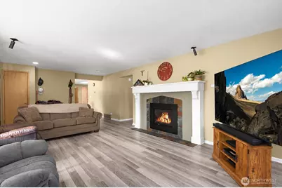 12820 SE 172nd Street, Renton, WA 98058 - Photo 7