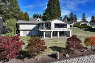 5880 Captain Vancouver Dr, Langley, WA 98260 - Photo 7