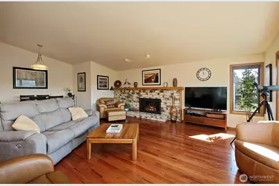 5880 Captain Vancouver Drive, Langley, WA 98260 - Photo 17