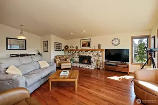 5880 Captain Vancouver Dr, Langley, WA 98260 - Photo 17