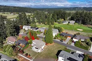 5880 Captain Vancouver Dr, Langley, WA 98260 - Photo 37
