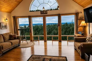 1028 Circle Dr, Camano Island, WA 98282 - Photo 3